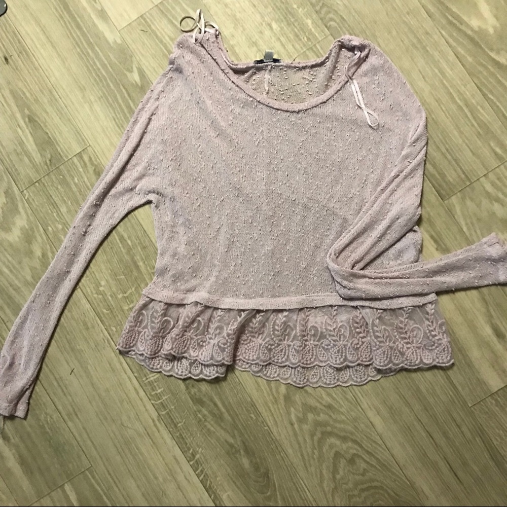 American Eagle Lace Top